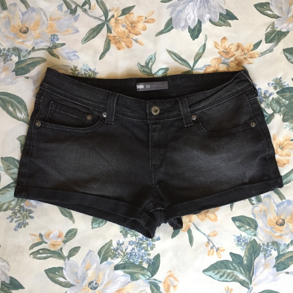 Black Levi's Cutoff Denim Jean Short Shorts